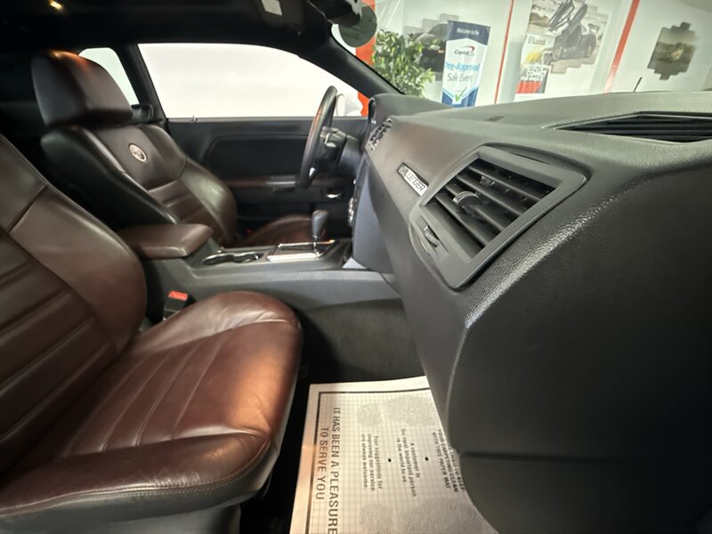 Used 2014 Dodge Challenger R/T RWD image 24