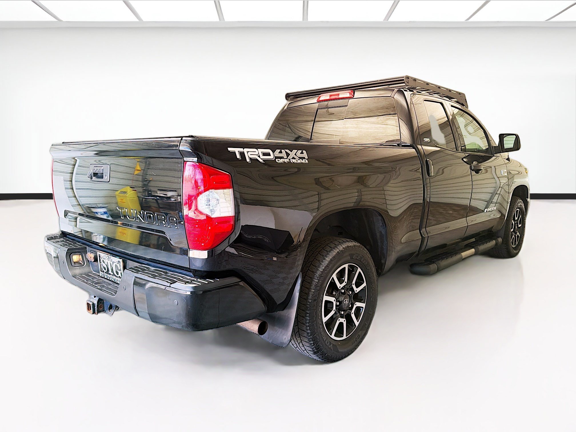 Used 2019 Toyota Tundra SR5 AWD/4WD image 4