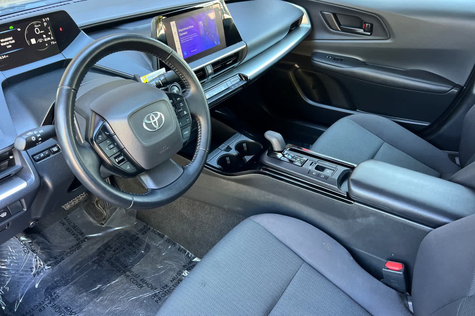Certified 2023 Toyota Prius LE FWD image 11