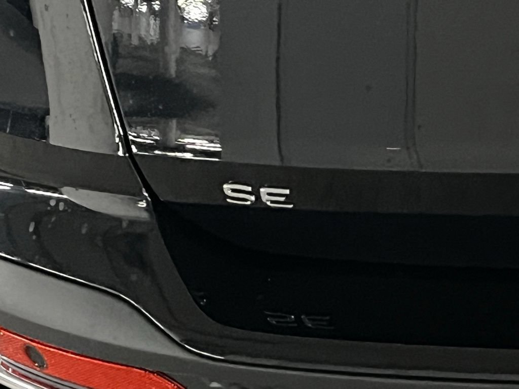 New 2026 Volkswagen Taos SE AWD/4WD image 36