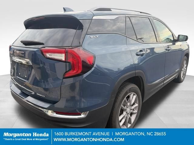 Used 2024 GMC Terrain SLT AWD/4WD image 7
