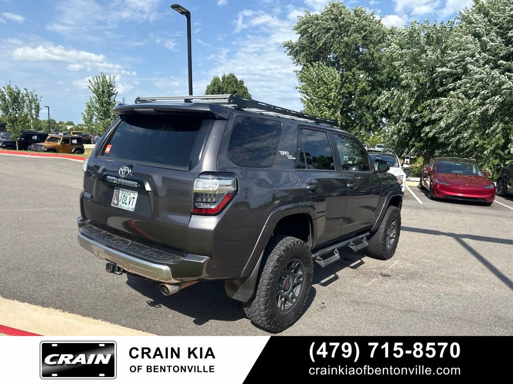 Used 2018 Toyota 4Runner TRD Off-Road AWD/4WD image 3