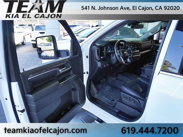 Used 2024 Chevrolet Silverado 2500 LTZ image 37
