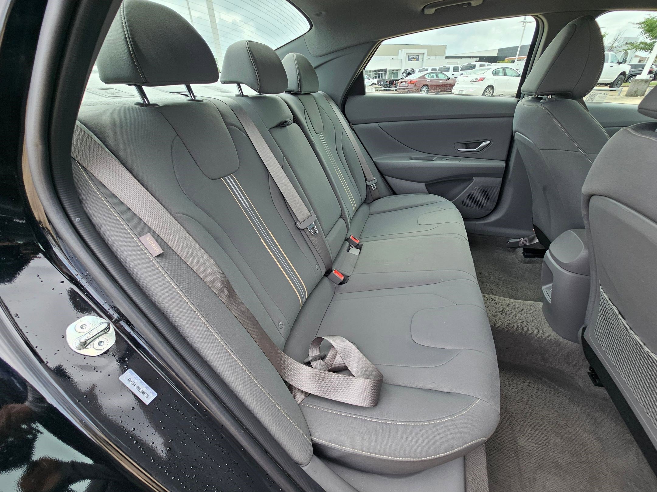 Used 2025 Hyundai Elantra SEL FWD image 32