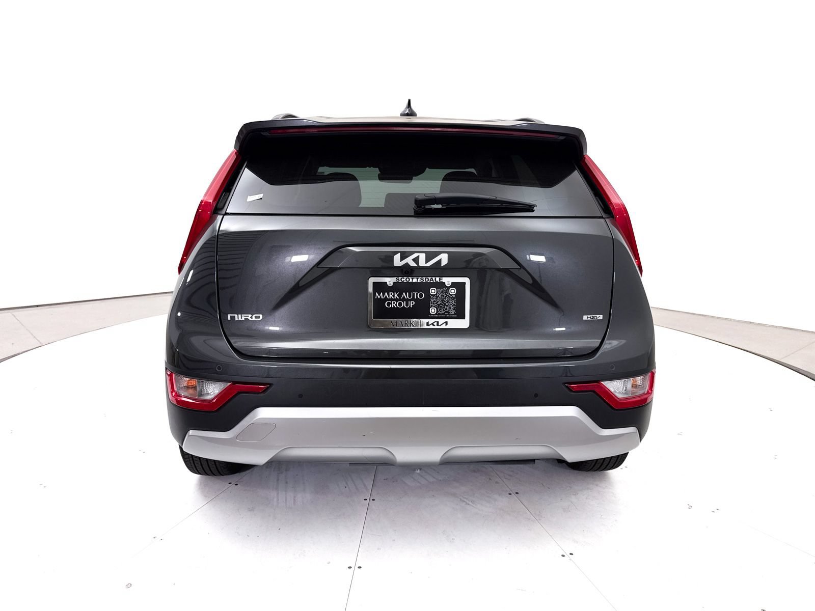 Certified 2025 Kia Niro EX FWD image 17