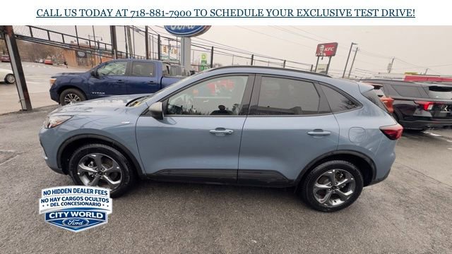 Certified 2025 Ford Escape ST-Line w/ Cold Weather Package AWD/4WD image 2