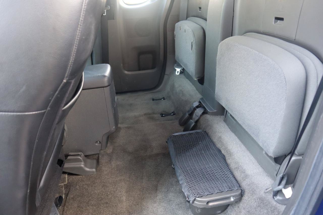 Used 2013 Nissan Frontier PRO-4X AWD/4WD image 48