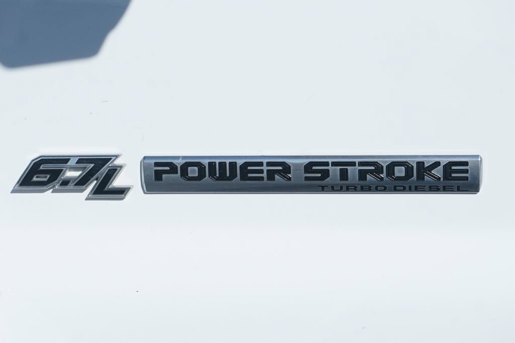 Used 2016 Ford F650 2WD Crew Cab Super Duty image 56
