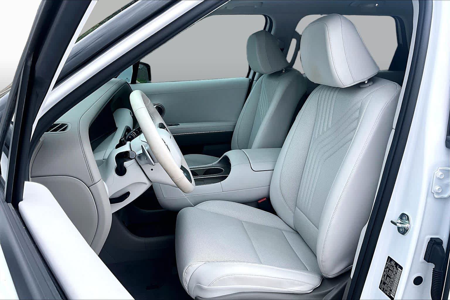 Used 2026 Hyundai Palisade SEL Premium FWD image 8