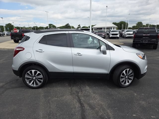 Used 2022 Buick Encore Preferred w/ Safety Package AWD/4WD image 20