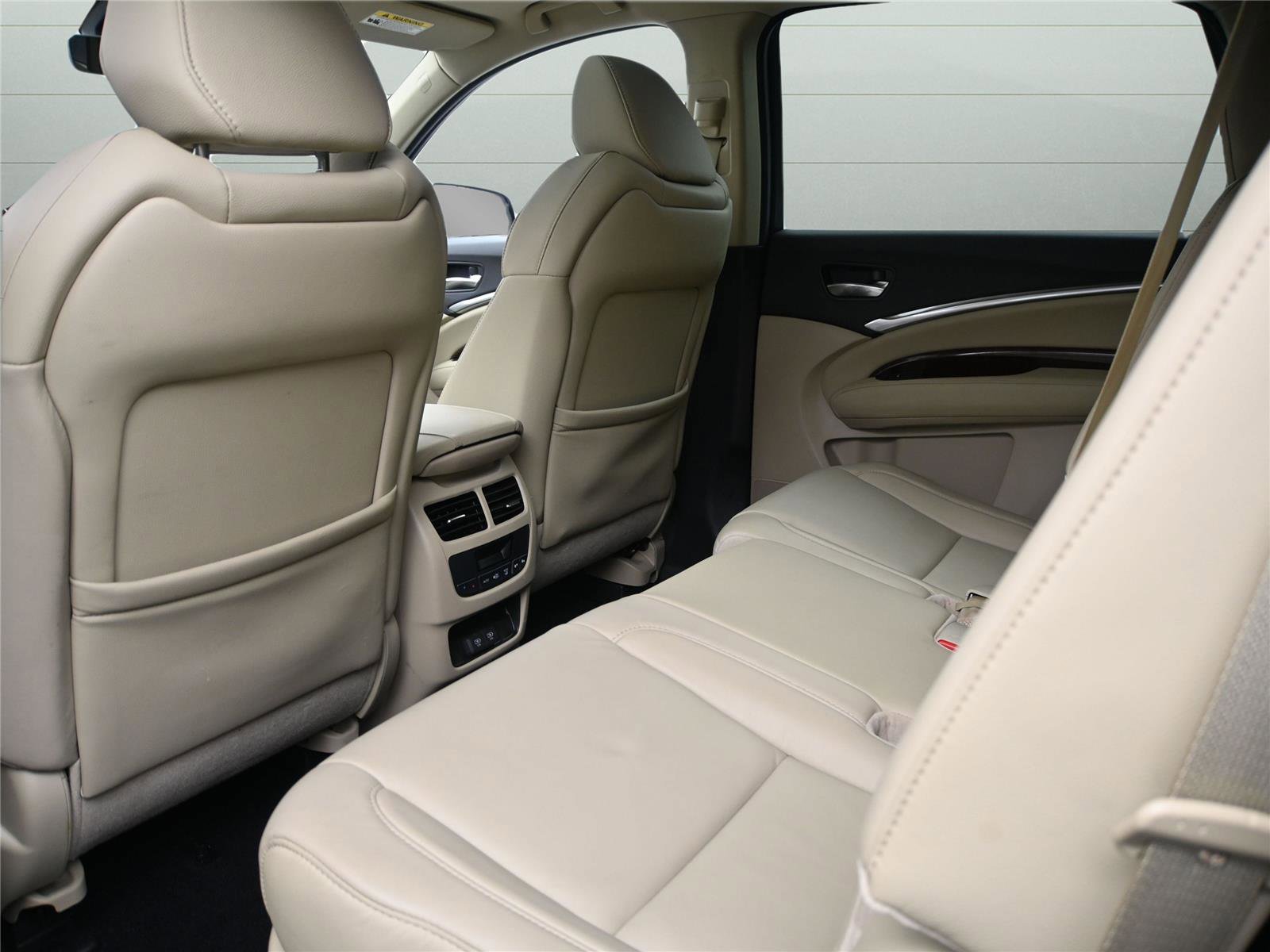 Used 2019 Acura MDX SH-AWD image 11