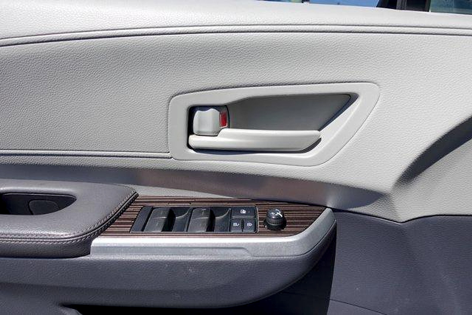 Certified 2021 Toyota Sienna LE FWD image 11