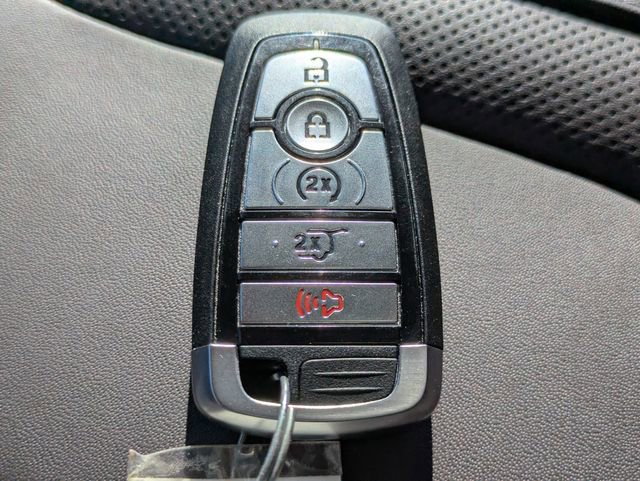 Certified 2025 Ford Expedition Platinum w/ Platinum Ultimate Package image 30