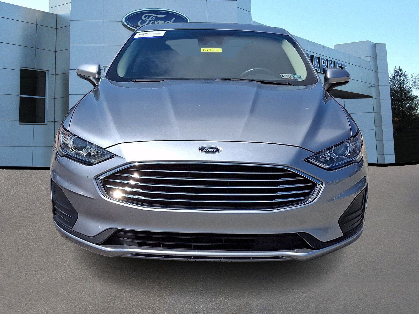 Used 2020 Ford Fusion SE FWD image 3