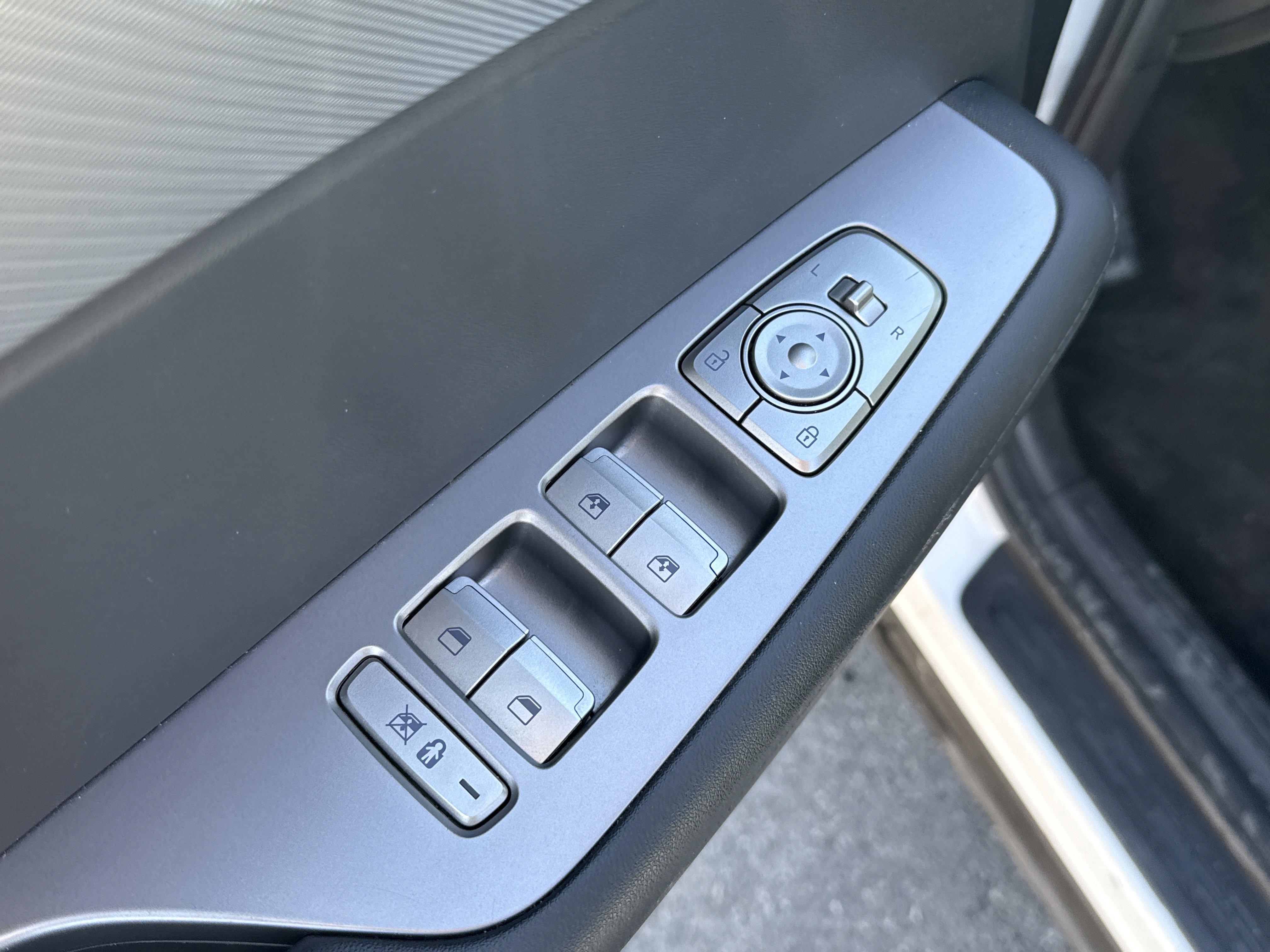 Used 2025 Hyundai Palisade SEL image 17