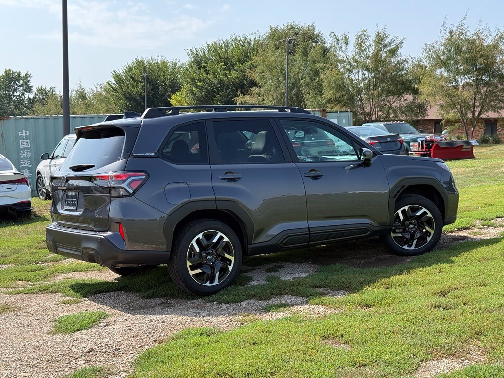 Used 2026 Subaru Forester Limited AWD/4WD image 2