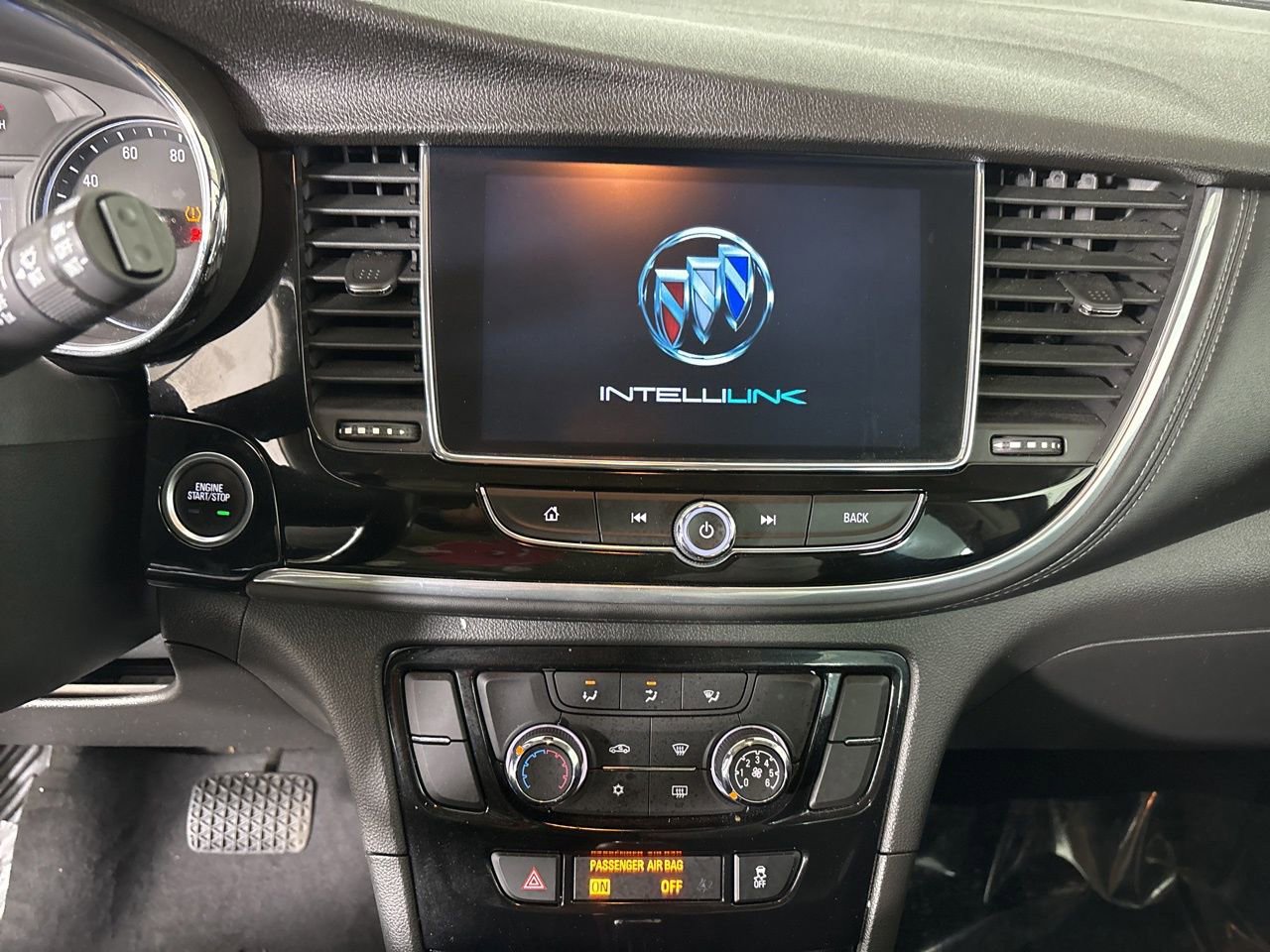 Used 2020 Buick Encore Preferred image 15