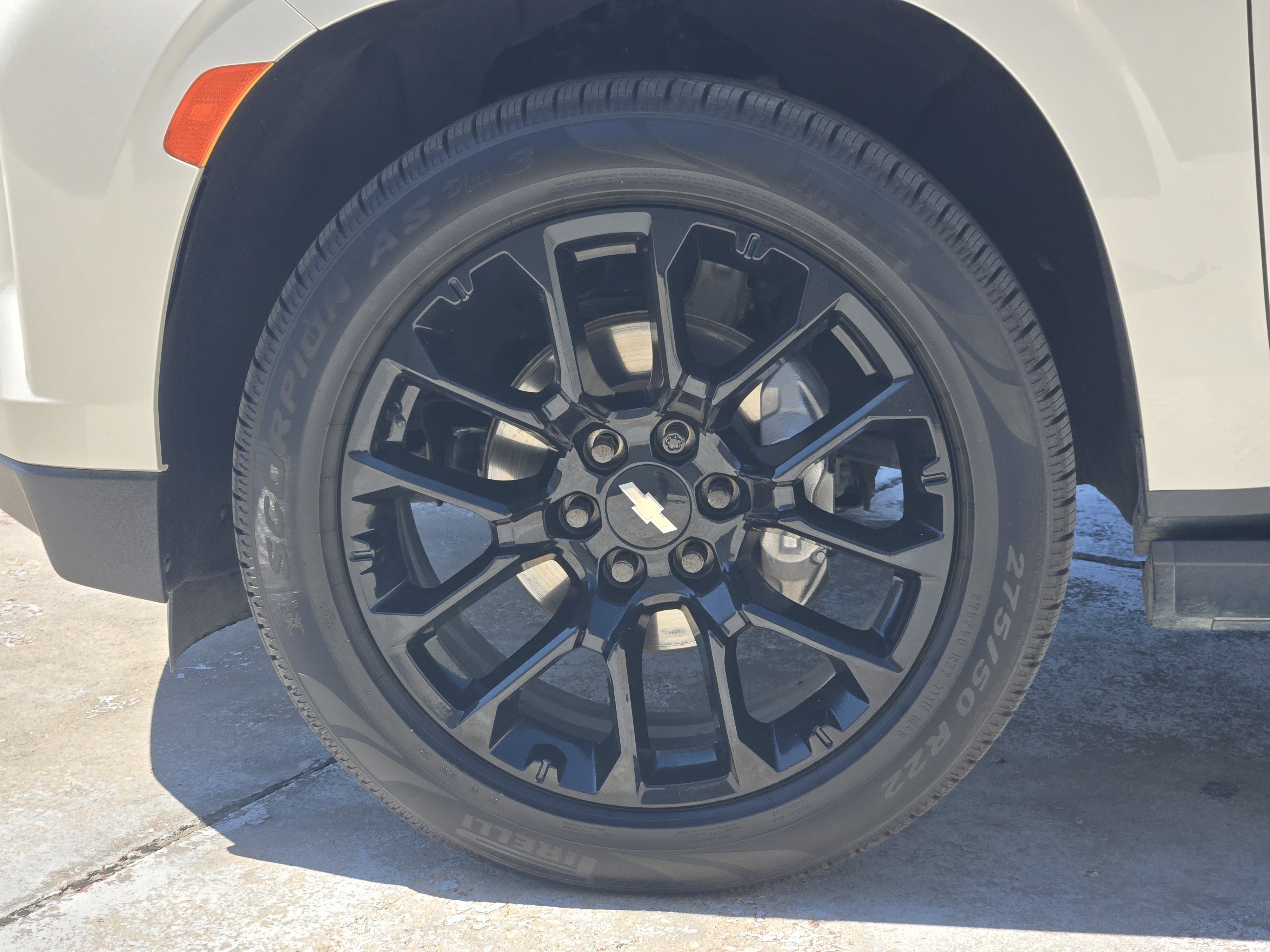 Used 2023 Chevrolet Tahoe High Country w/ Premium Package 2 image 14