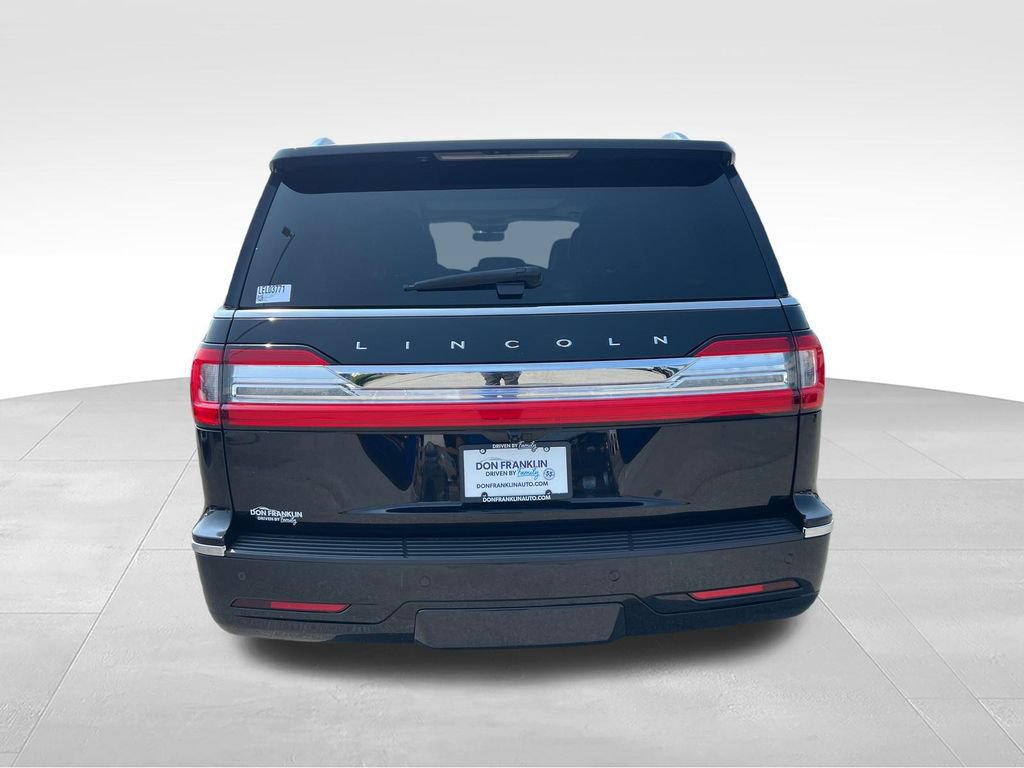 Used 2020 Lincoln Navigator L Reserve w/ Luxury Package AWD/4WD video 4