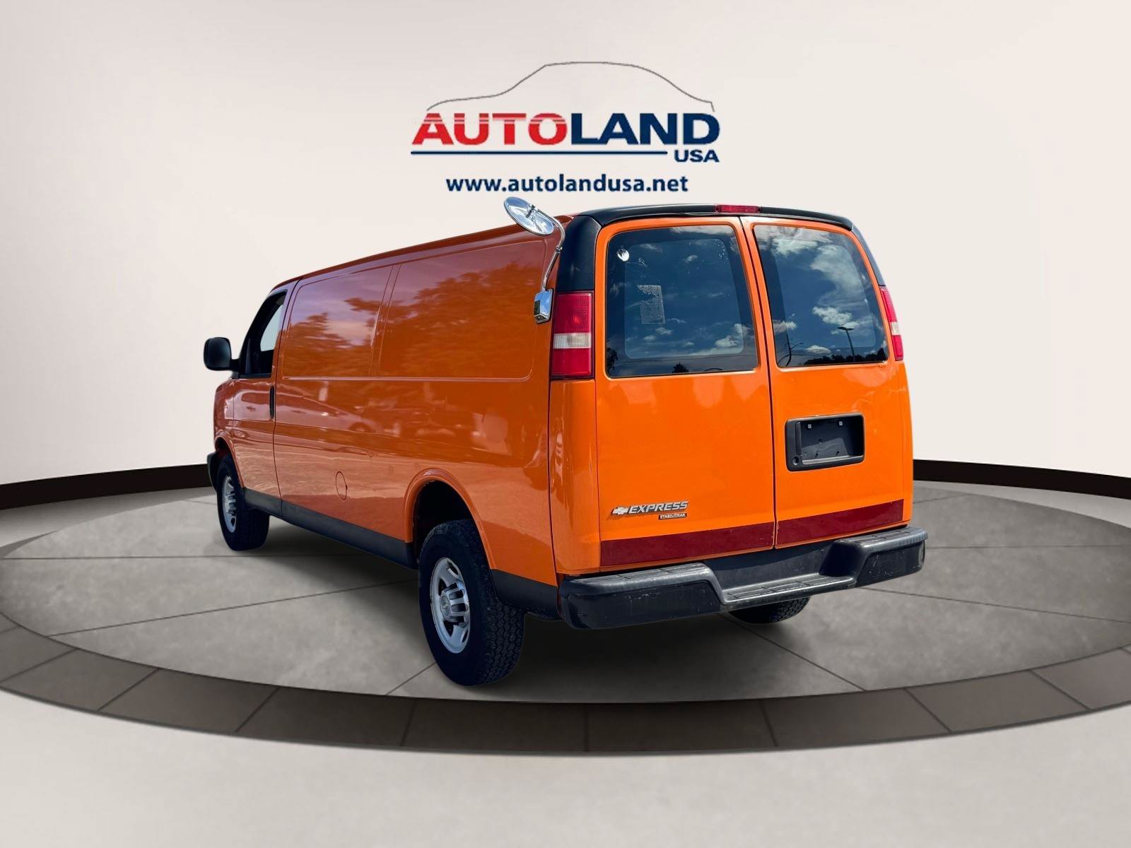 Used 2012 Chevrolet Express 3500 Extended RWD image 5