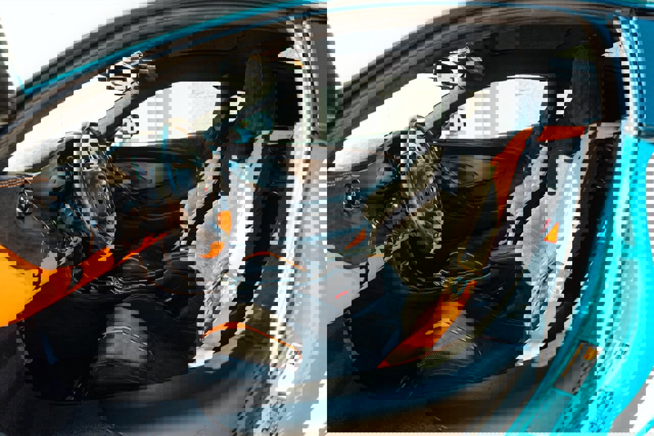 Used 2017 McLaren 570S image 22