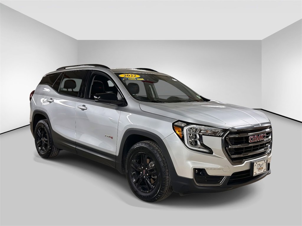 Used 2022 GMC Terrain AT4 w/ Infotainment Package II image 7
