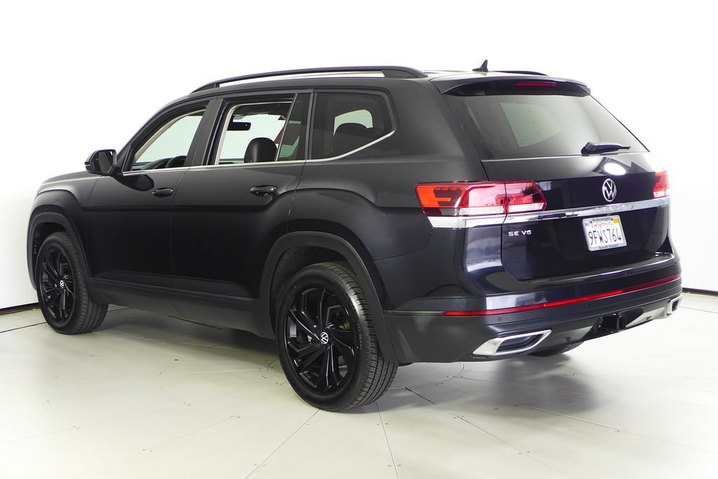 Used 2023 Volkswagen Atlas SE w/ Black Wheel Package FWD image 9