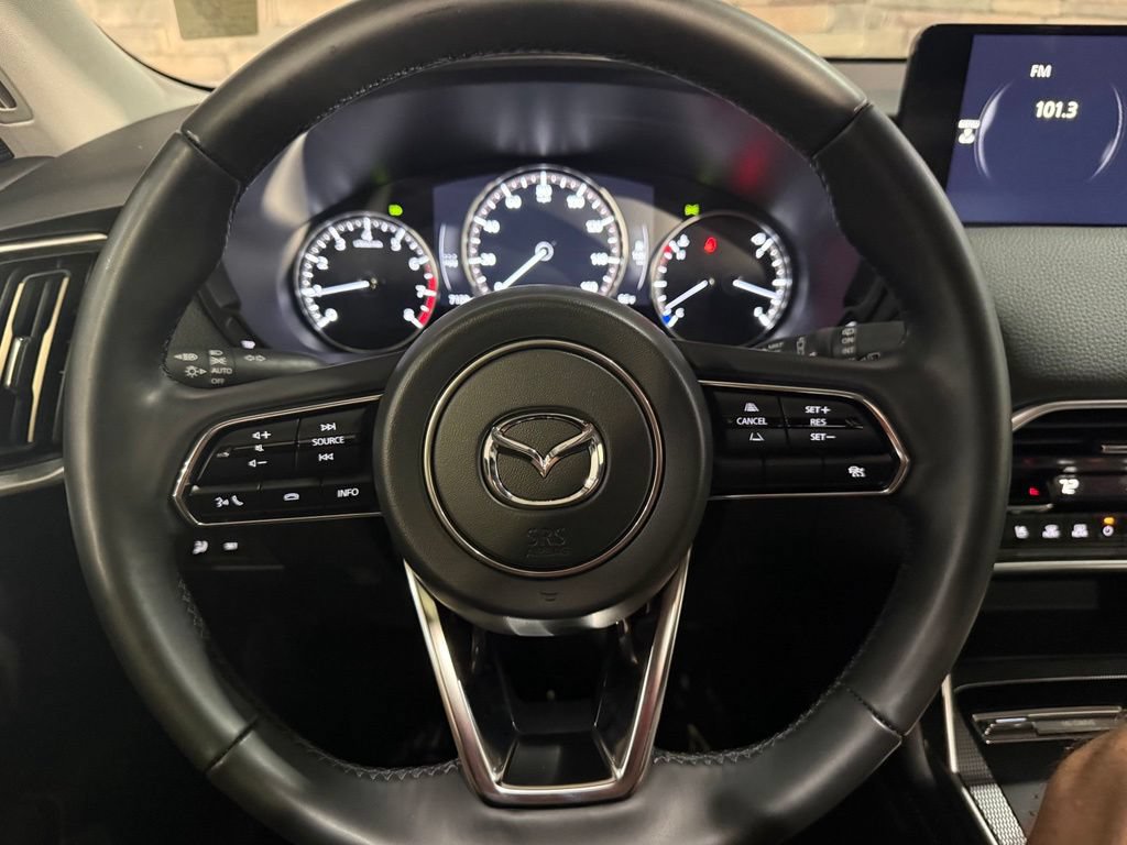 Used 2026 MAZDA CX-90 3.3 Turbo w/ Preferred Package AWD/4WD image 15