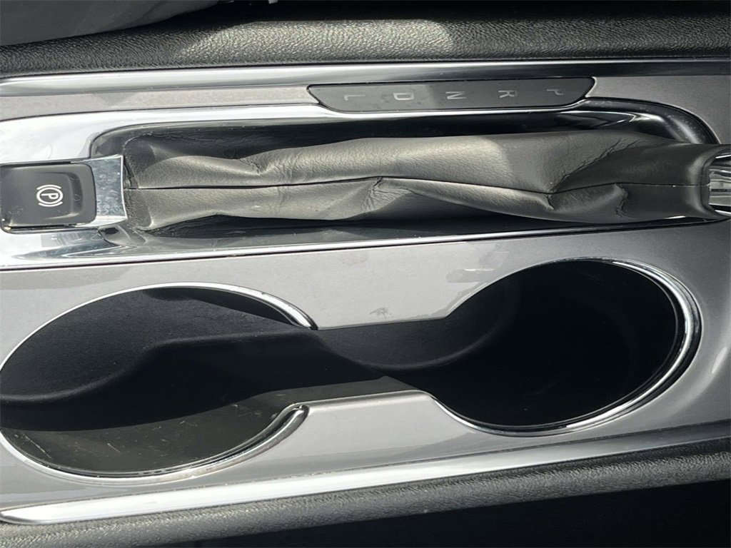 Used 2024 Chevrolet Malibu LT image 21