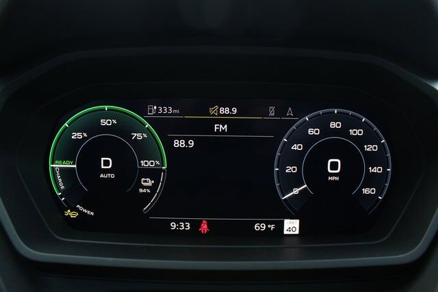 New 2025 Audi Q4 e-tron Premium Plus image 16