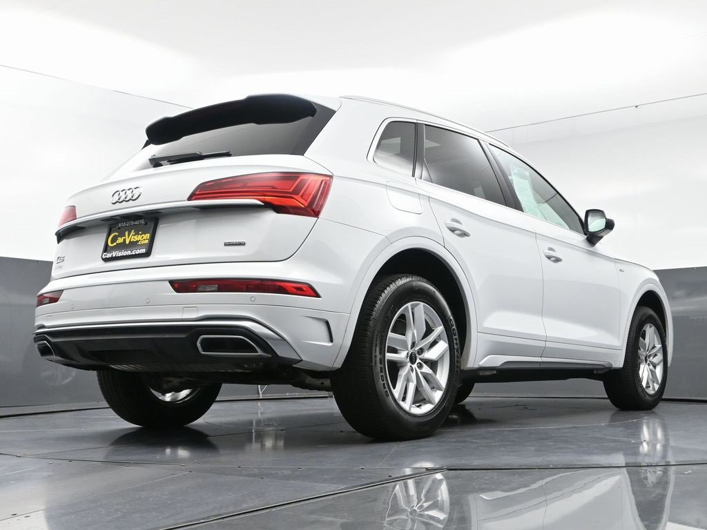 Used 2024 Audi Q5 2.0T Premium w/ Convenience Package image 54