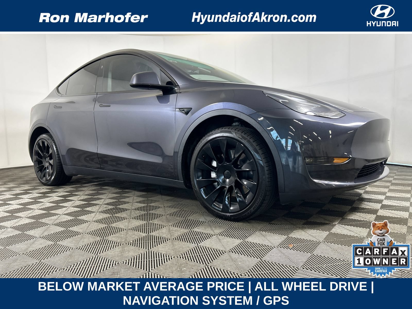 Used 2024 Tesla Model Y Long Range AWD/4WD image 1