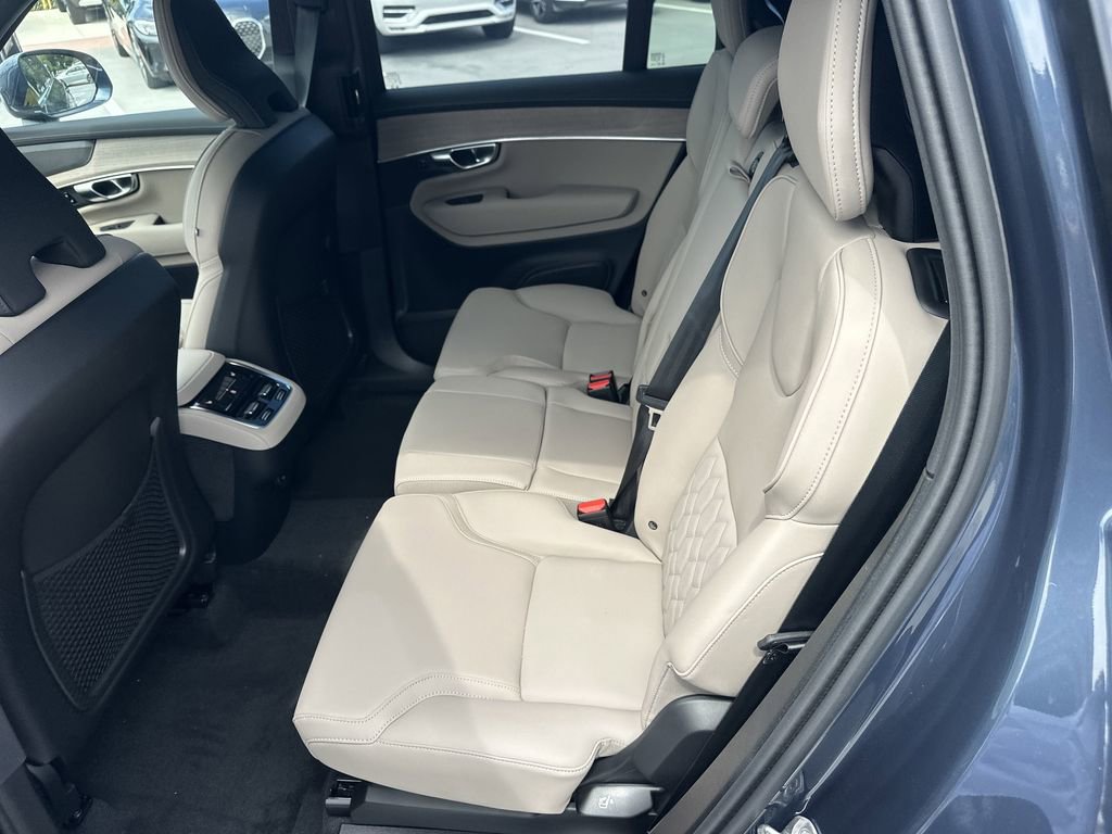 New 2026 Volvo XC90 B6 Plus w/ Protection Package Premier image 14