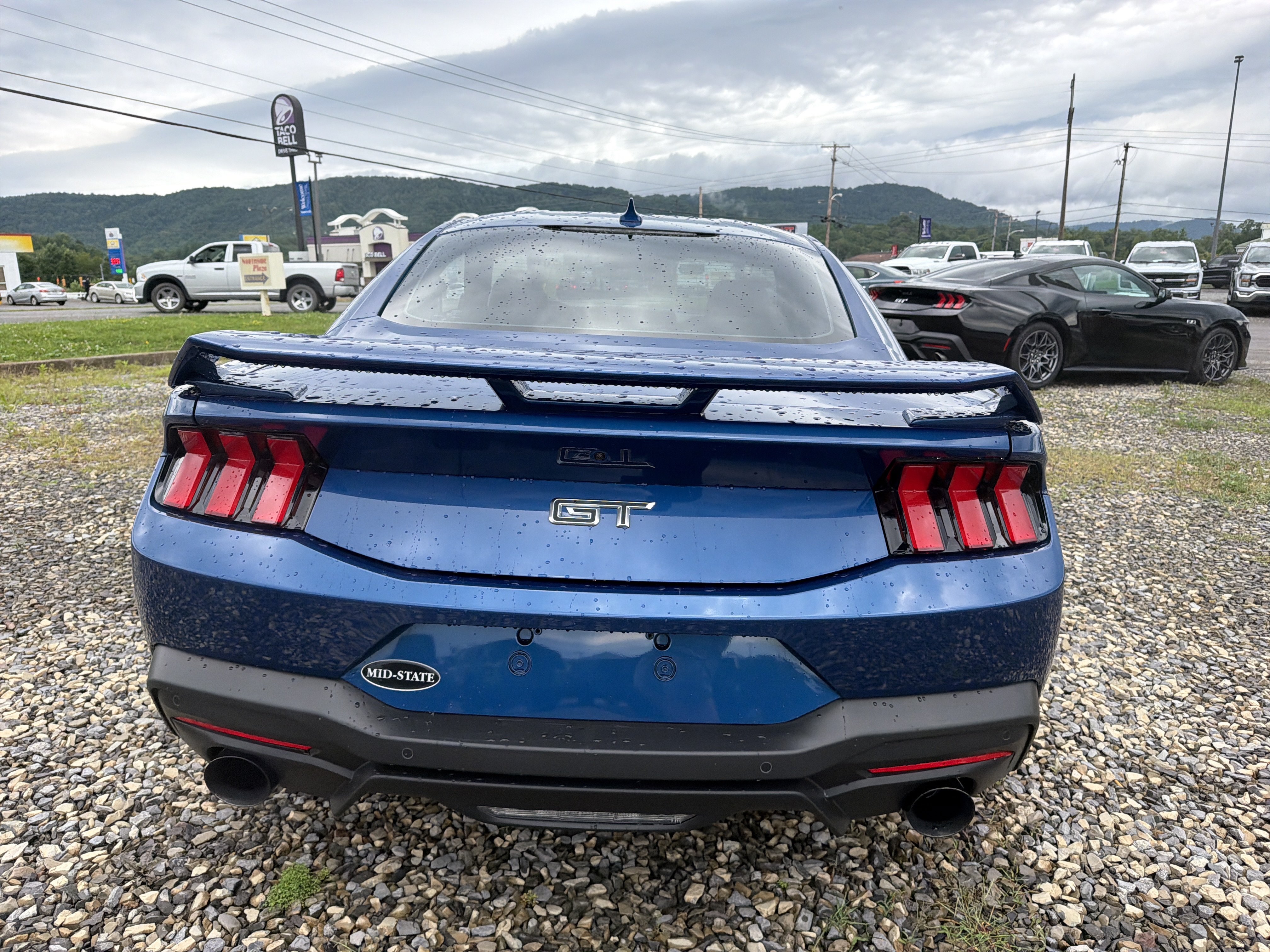 Used 2024 Ford Mustang GT Premium RWD image 5