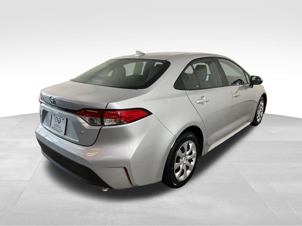 Used 2024 Toyota Corolla LE FWD image 9