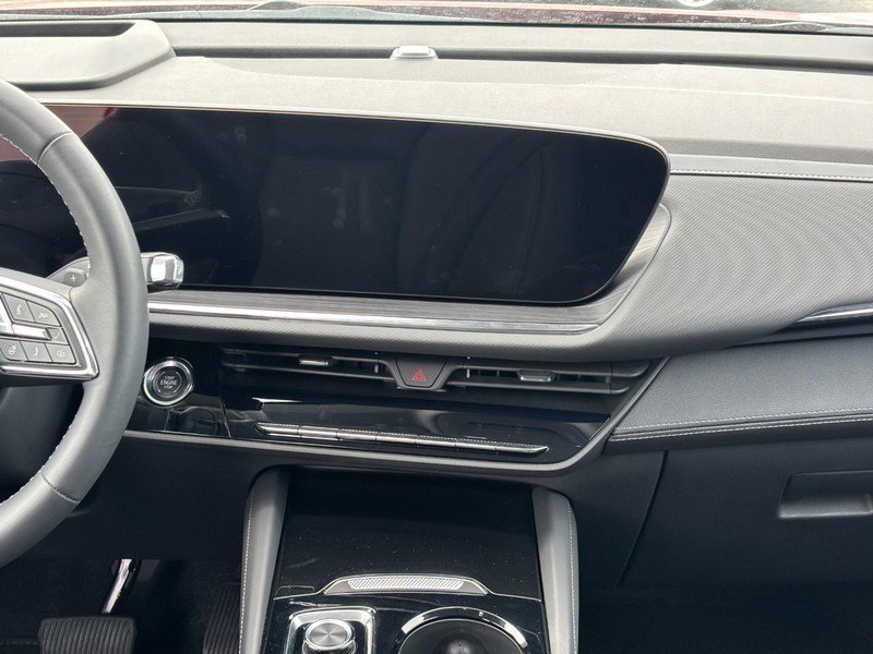 Certified 2025 Buick Envision Preferred image 13