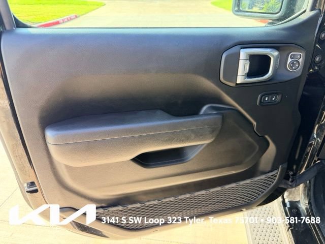 Used 2022 Jeep Wrangler Unlimited Sport AWD/4WD image 13