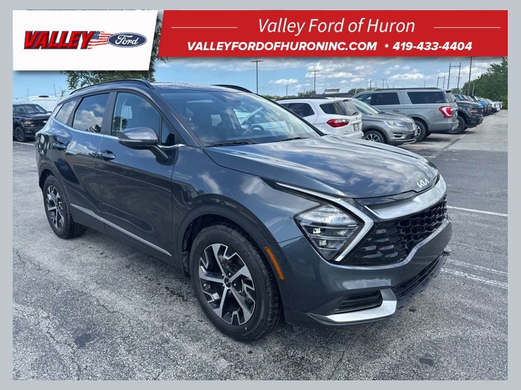 Used 2025 Kia Sportage EX w/ Premium Package FWD image 1