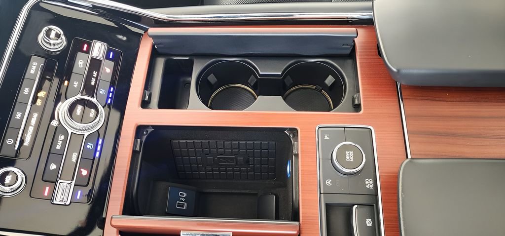 Used 2023 Lincoln Navigator Reserve image 36