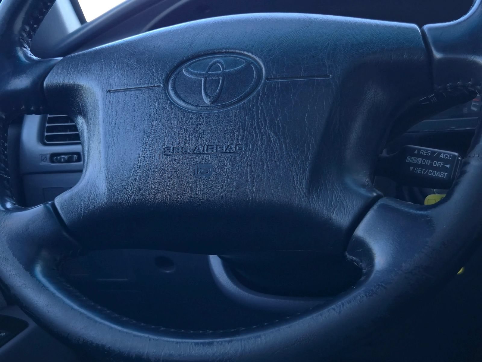 Used 2000 Toyota 4Runner SR5 w/ Upgrade Value Pkg 4 AWD/4WD image 21