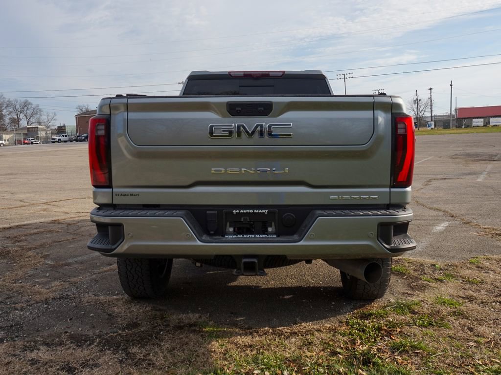 Used 2024 GMC Sierra 2500 Denali Ultimate image 5