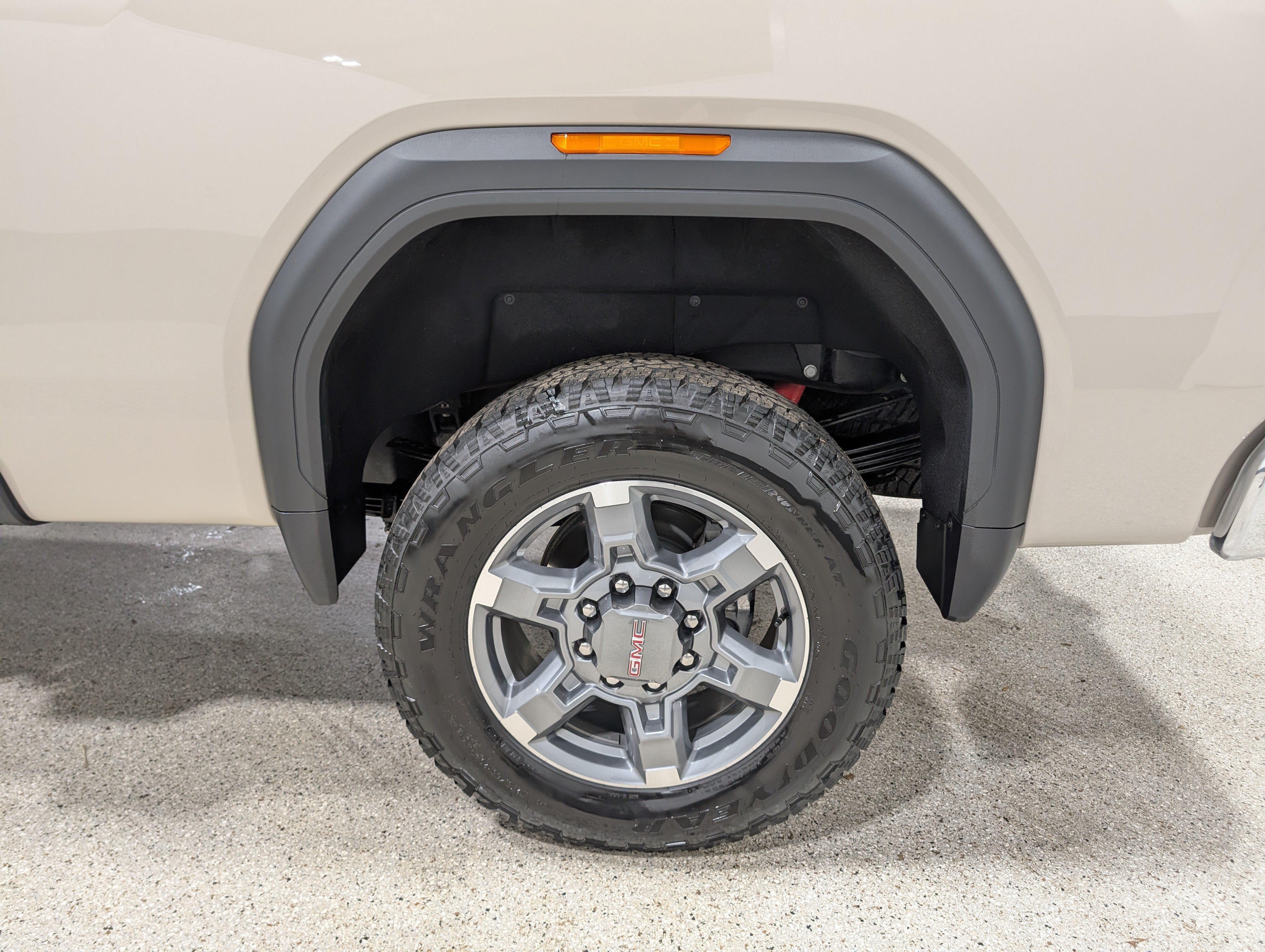 Used 2026 GMC Sierra 3500 SLE w/ SLE Value Package AWD/4WD image 11