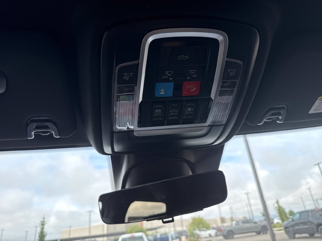 New 2027 RAM 2500 Limited AWD/4WD image 24