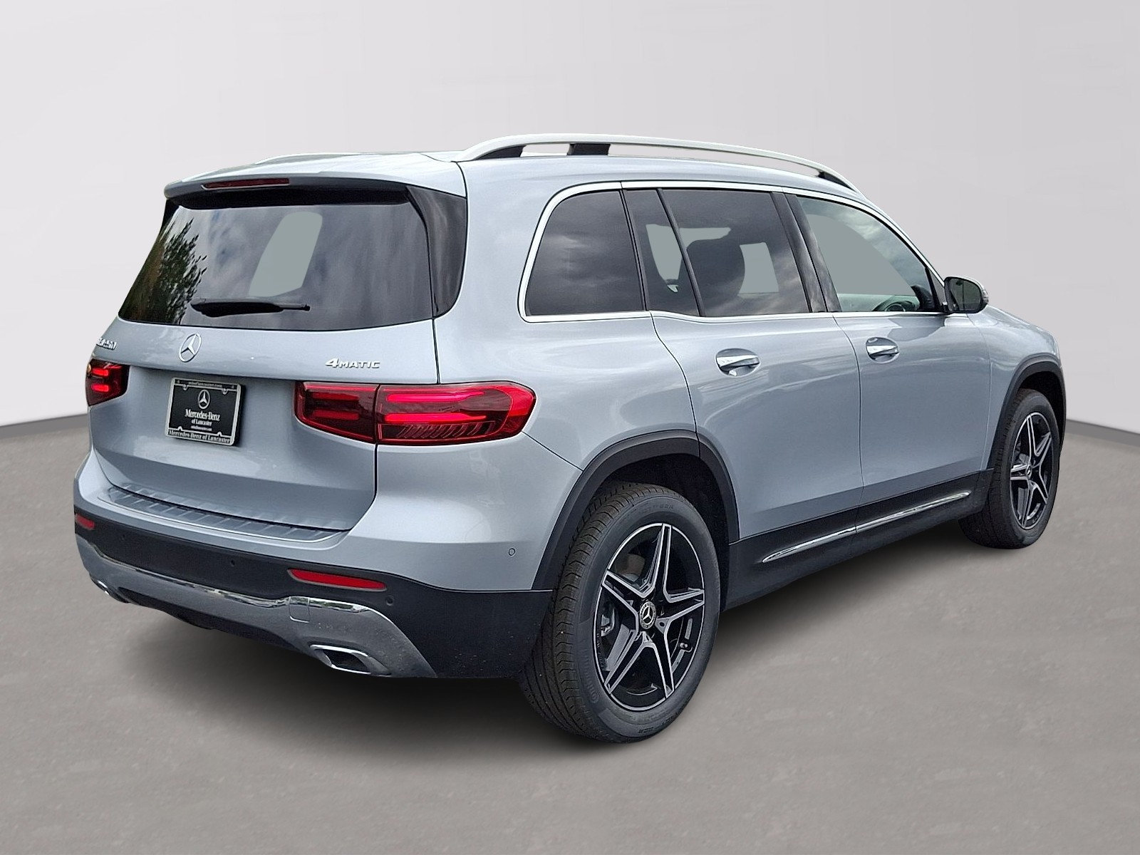 New 2026 Mercedes-Benz GLB 250 4MATIC image 4