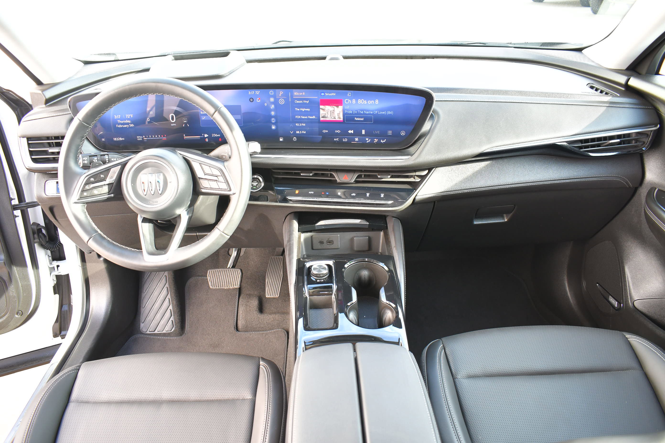 Used 2025 Buick Envision Preferred image 13