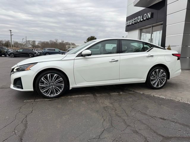Used 2024 Nissan Altima 2.5 SL image 8