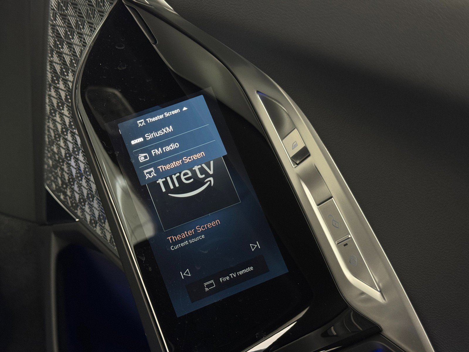 Used 2023 BMW i7 xDrive60 w/ Executive Package 2 image 46