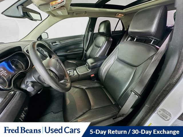Used 2022 Chrysler 300 Touring L w/ Popular Equipment Group image 21
