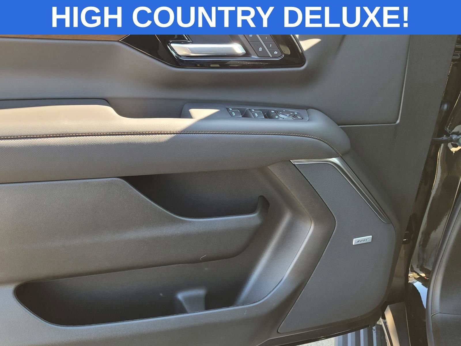 New 2026 Chevrolet Suburban High Country image 15