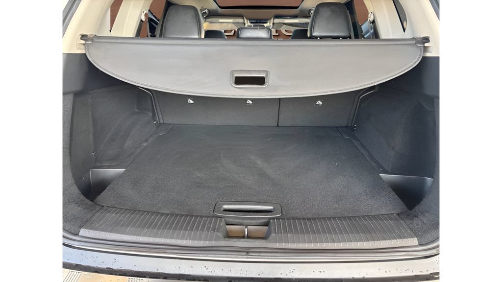 Used 2022 Nissan Rogue SV w/ SV Premium Package FWD image 18